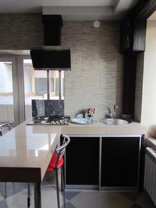 Гостевой дом Guest house Khan Харьков Двухместный номер с 2 отдельными кроватями-3